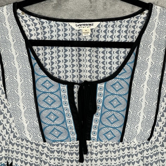Tantrums XL Shirt Top White Blue Geometric Long Sleeve Keyhole Scoop Neck Womens - Picture 3 of 7